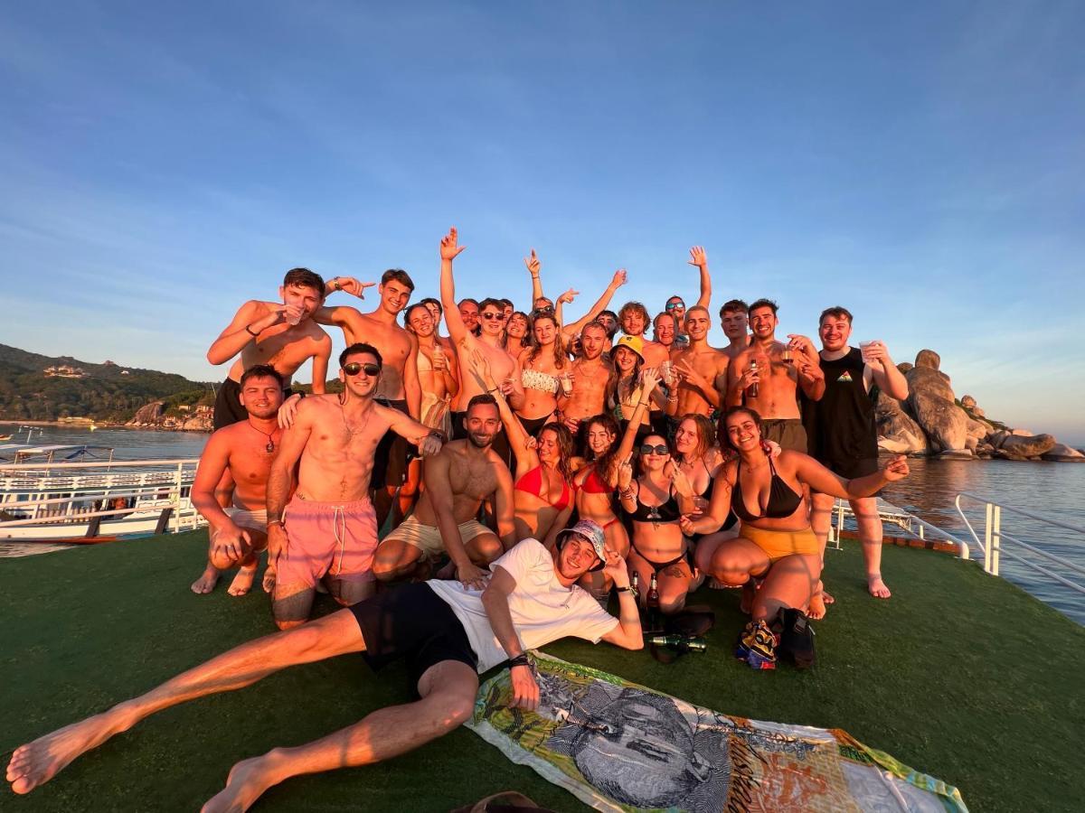 Hostel Revolution Ko Tao Zewnętrze zdjęcie