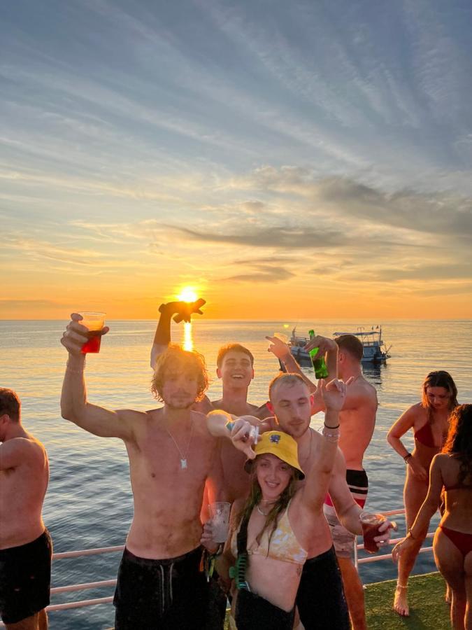 Hostel Revolution Ko Tao Zewnętrze zdjęcie