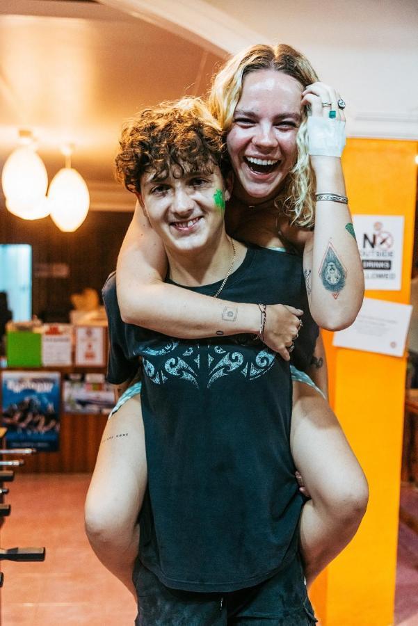 Hostel Revolution Ko Tao Zewnętrze zdjęcie