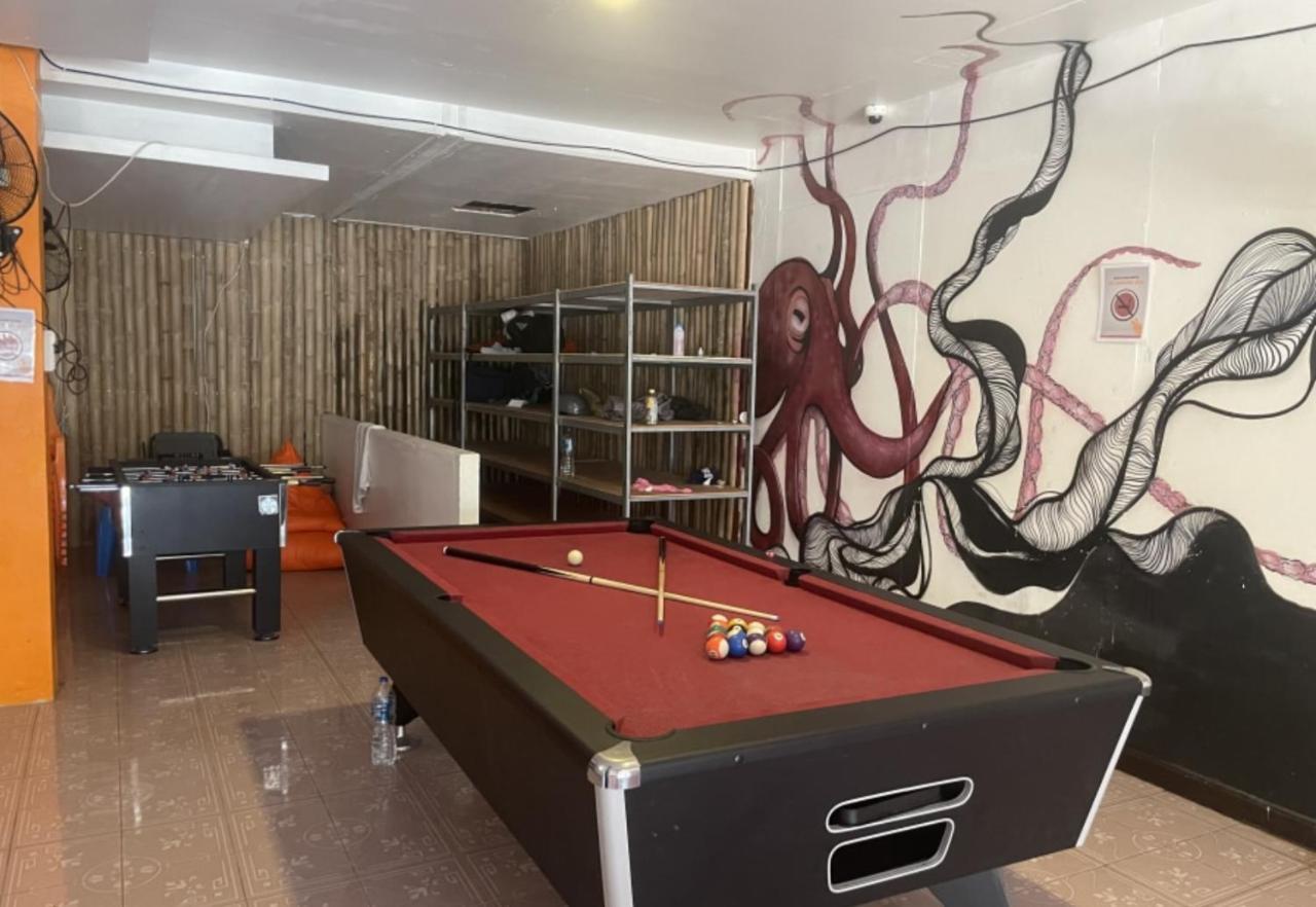 Hostel Revolution Ko Tao Zewnętrze zdjęcie