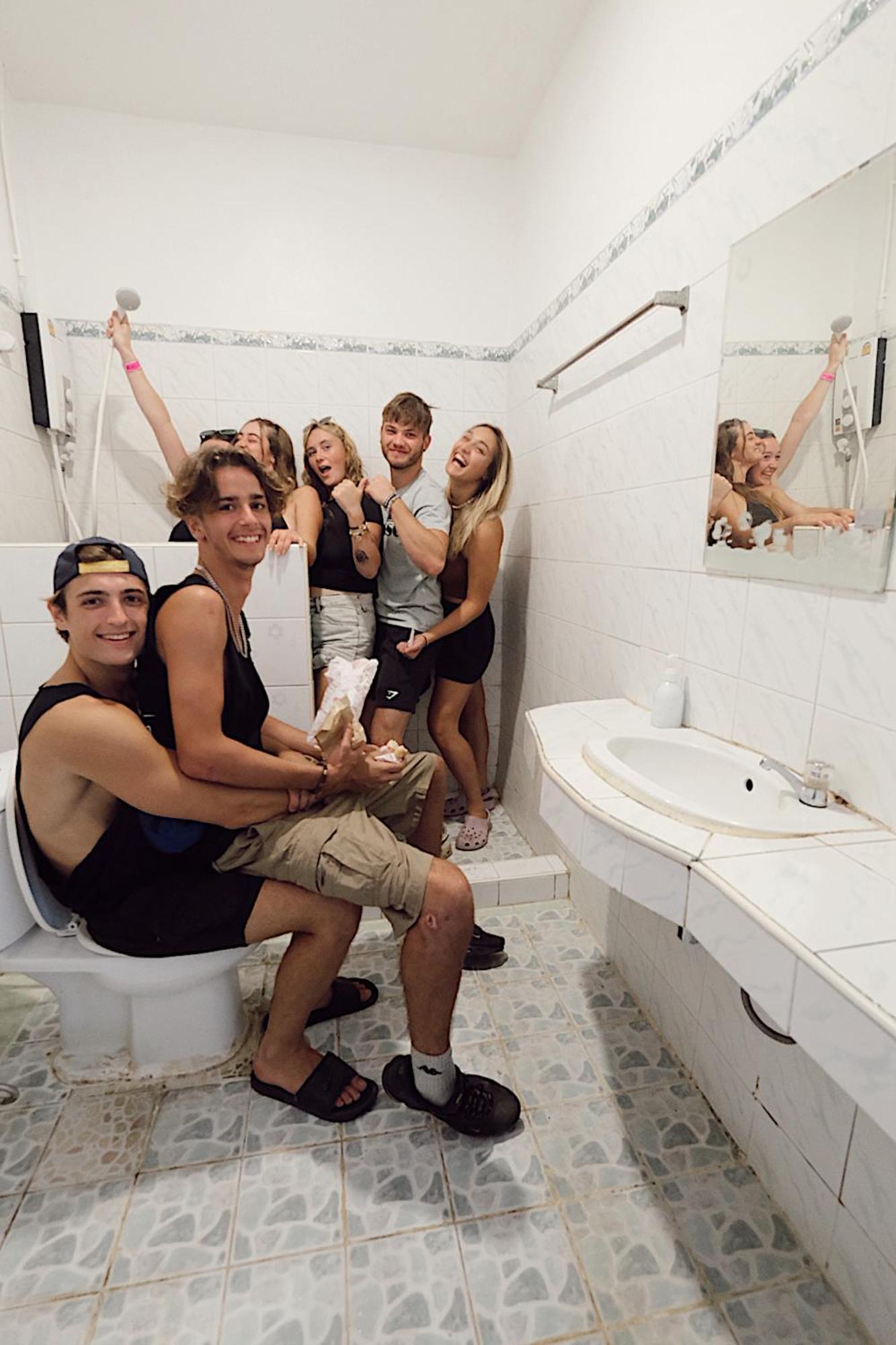 Hostel Revolution Ko Tao Zewnętrze zdjęcie