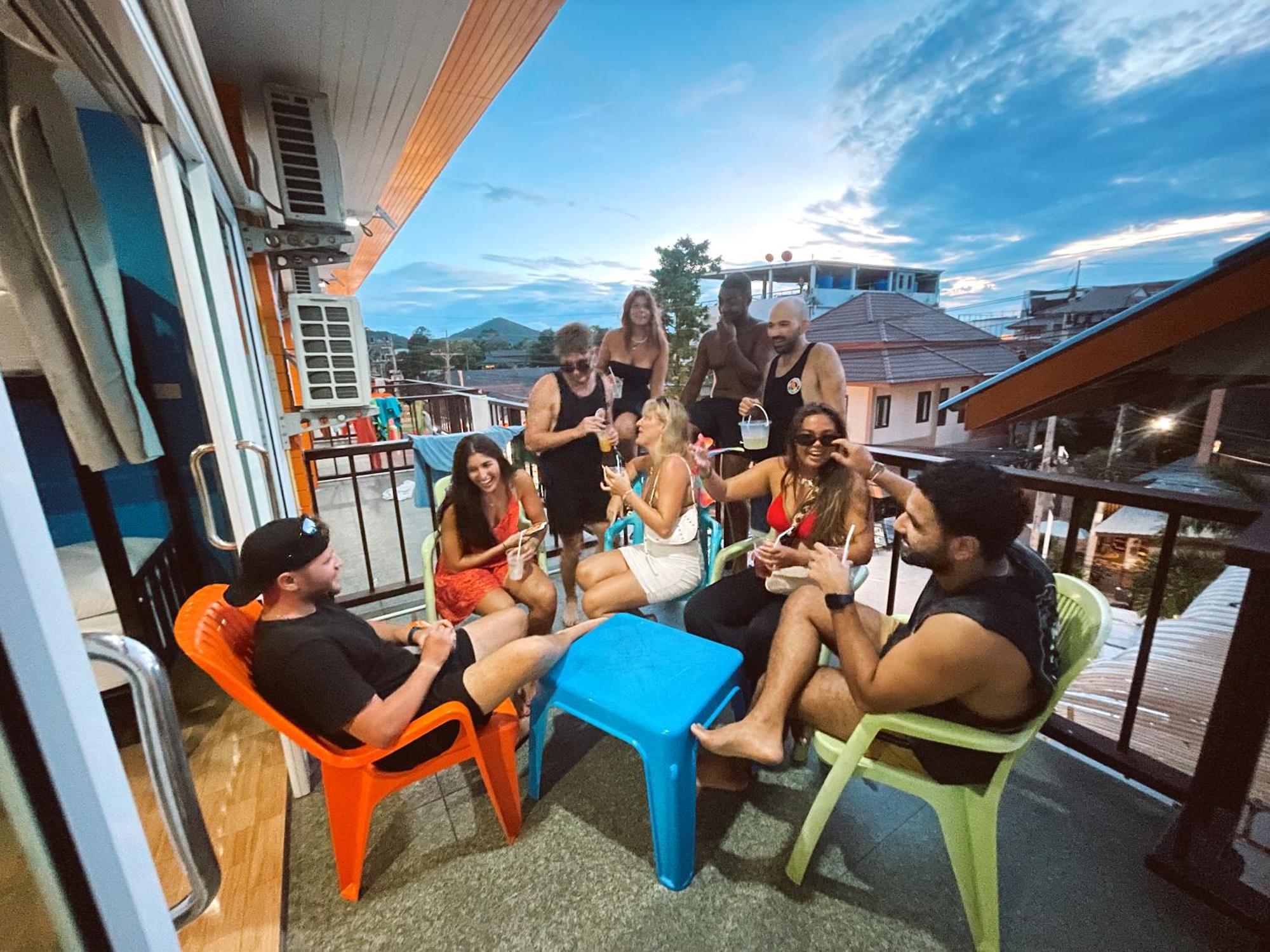 Hostel Revolution Ko Tao Zewnętrze zdjęcie